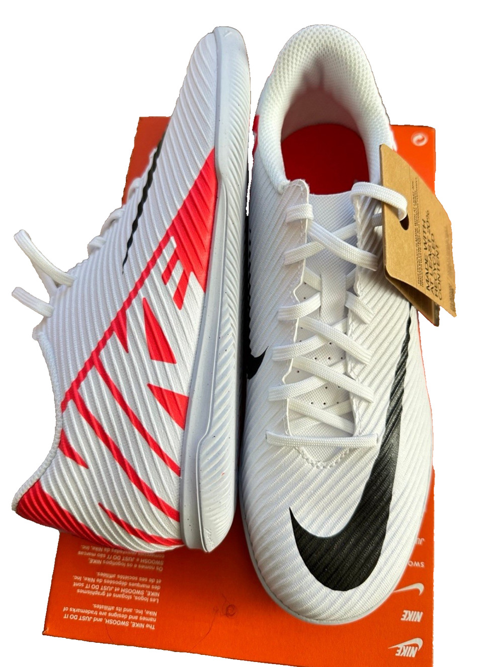 Nike Vapor 15 Club IC Men's Size 6.5 / Women Size 8 New In Box